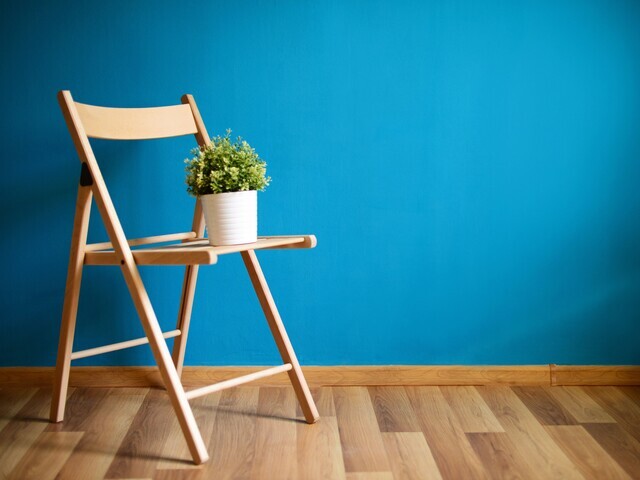 Blue paint wall with low carbon footprint HASE thickener